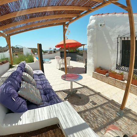 Cortijo Naturista Con Vistas-Clothing Optional Oria Luaran gambar