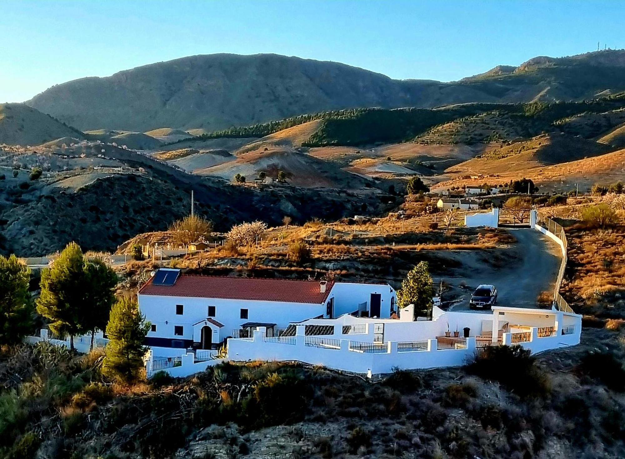 Cortijo Naturista Con Vistas-Clothing Optional Oria Luaran gambar