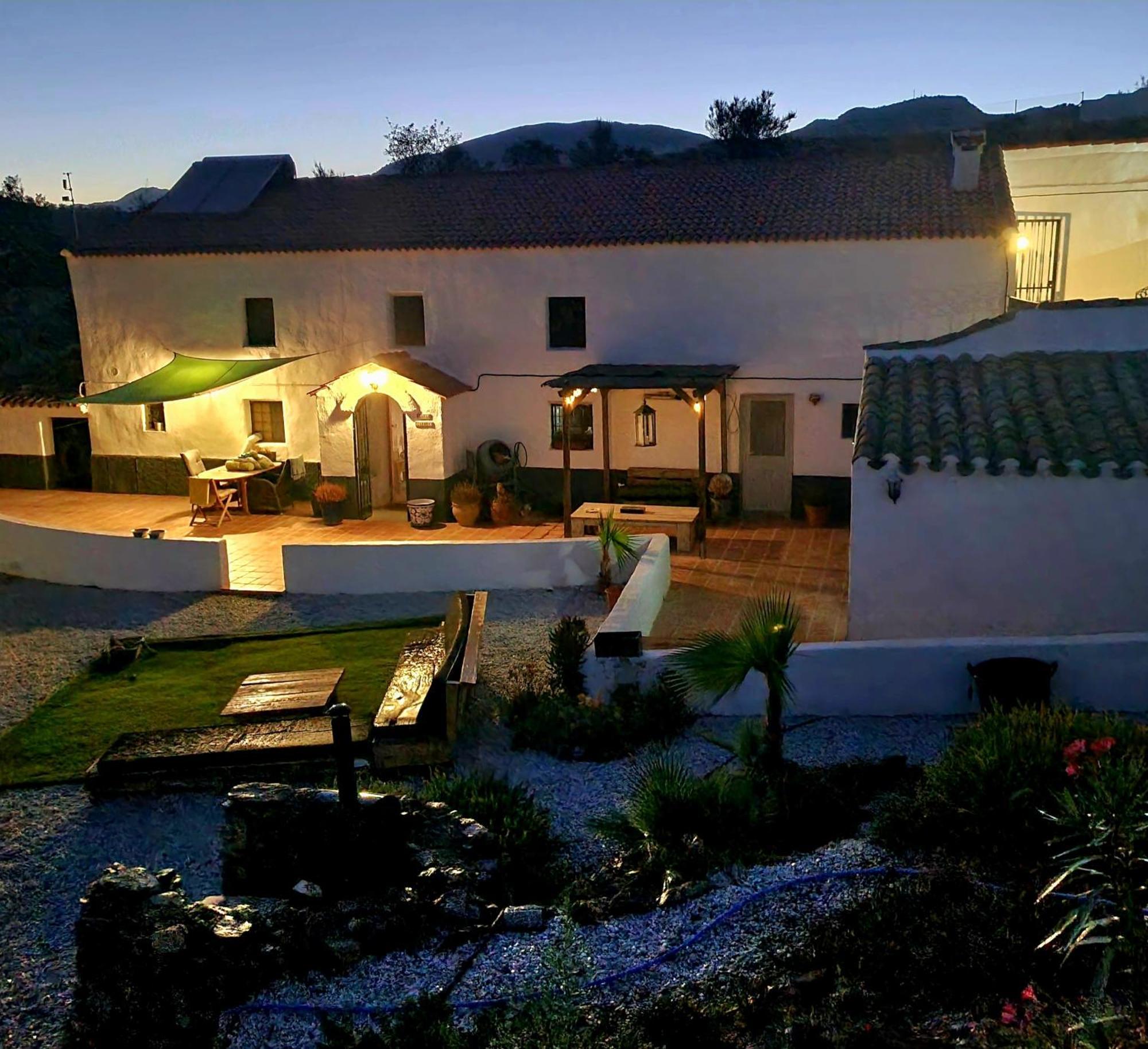 Cortijo Naturista Con Vistas-Clothing Optional Oria Luaran gambar