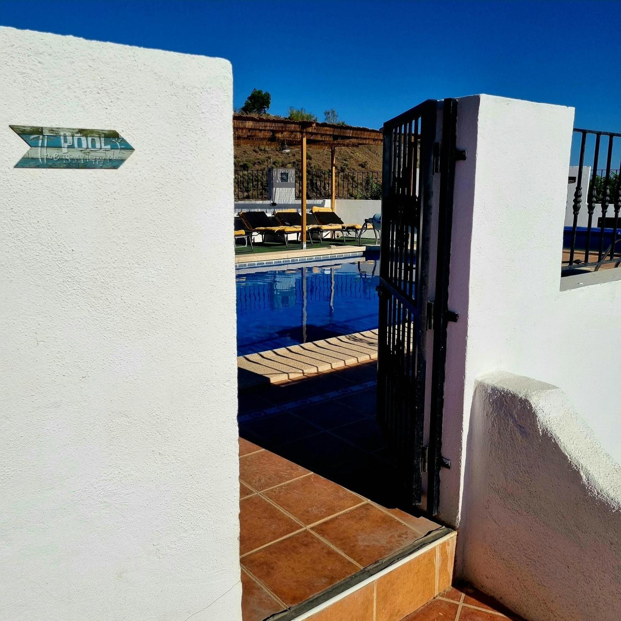 Cortijo Naturista Con Vistas-Clothing Optional Oria Luaran gambar