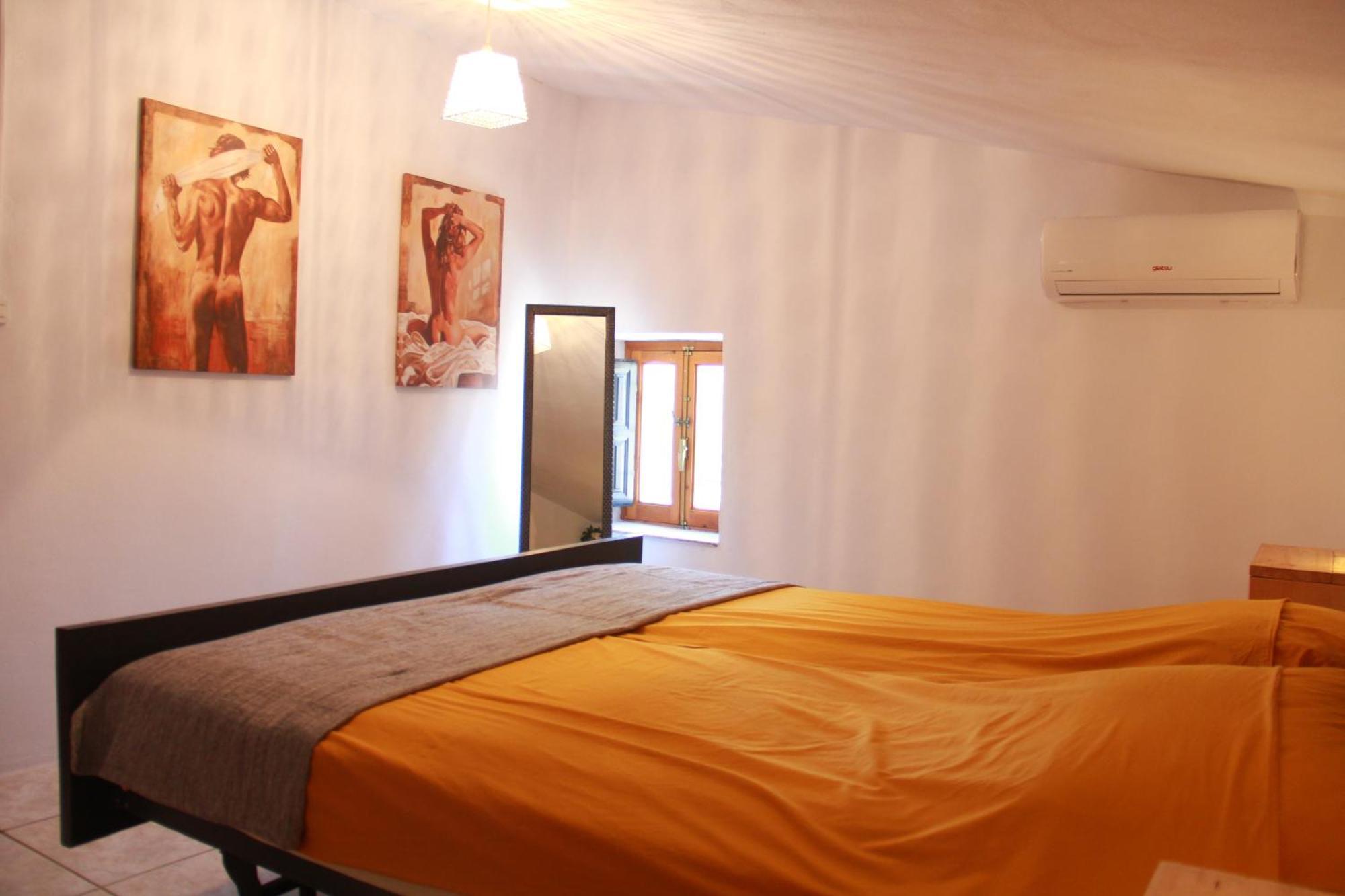 Cortijo Naturista Con Vistas-Clothing Optional Oria Luaran gambar