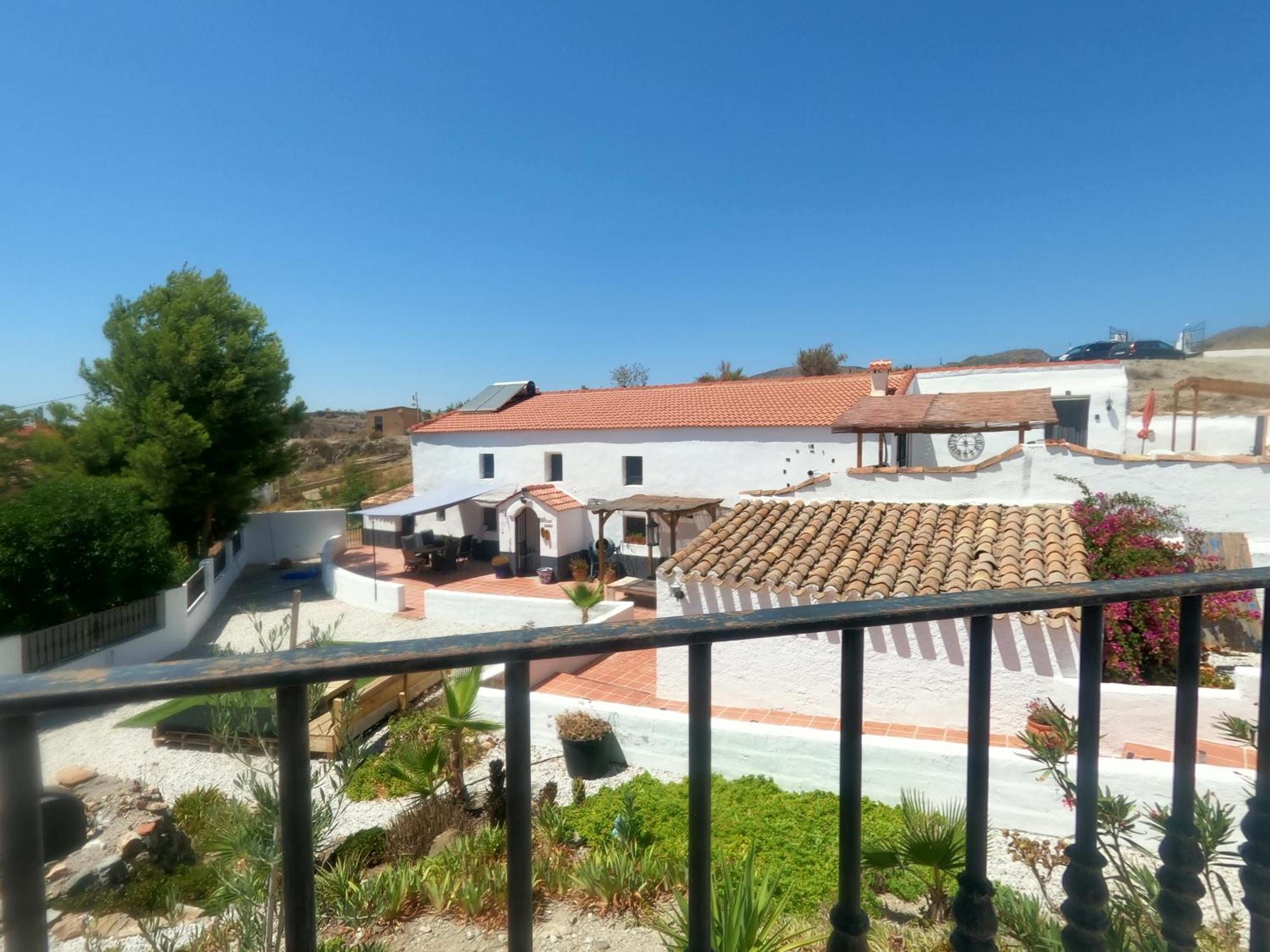 Cortijo Naturista Con Vistas-Clothing Optional Oria Luaran gambar