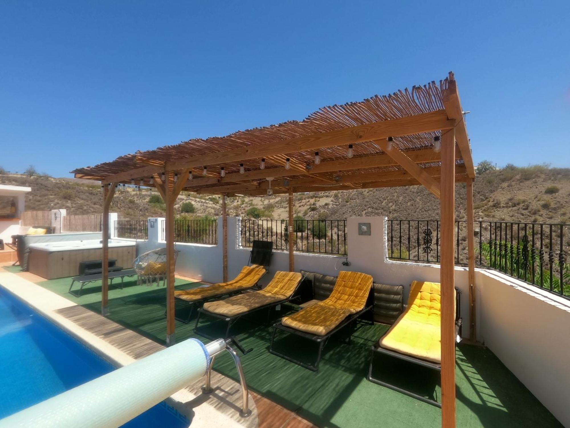 Cortijo Naturista Con Vistas-Clothing Optional Oria Luaran gambar